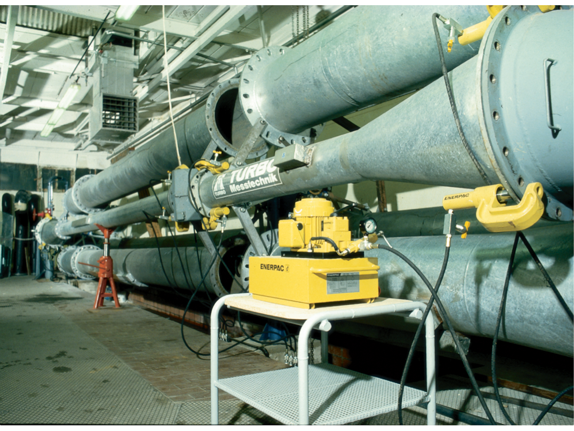 Image of EN A-205
